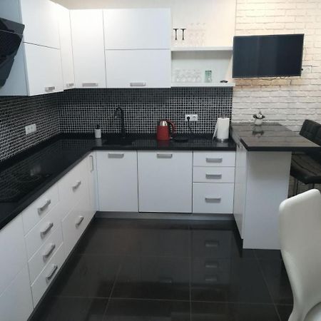 קייב Сучасна Квартира В Жк Friendly House מראה חיצוני תמונה