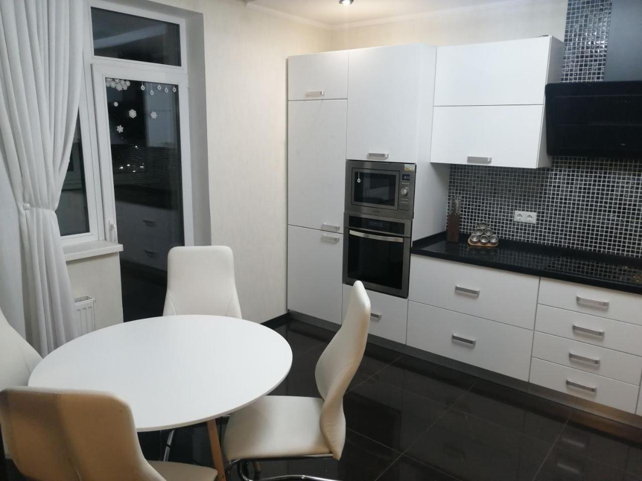 קייב Сучасна Квартира В Жк Friendly House מראה חיצוני תמונה